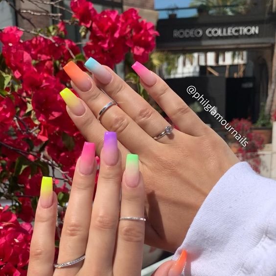 40 Hottest Summer Nails Ideas for 2023 - Dipped in color