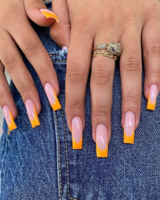 40 Hottest Summer Nails Ideas for 2023 - French Sun