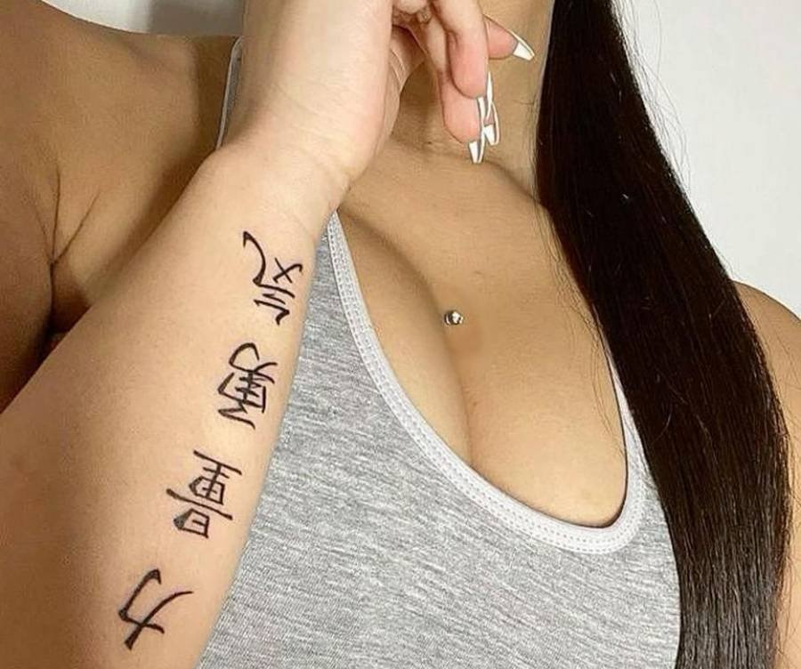 55+ Pretty Feminine Sleeve Tattoo Ideas You’ll Love